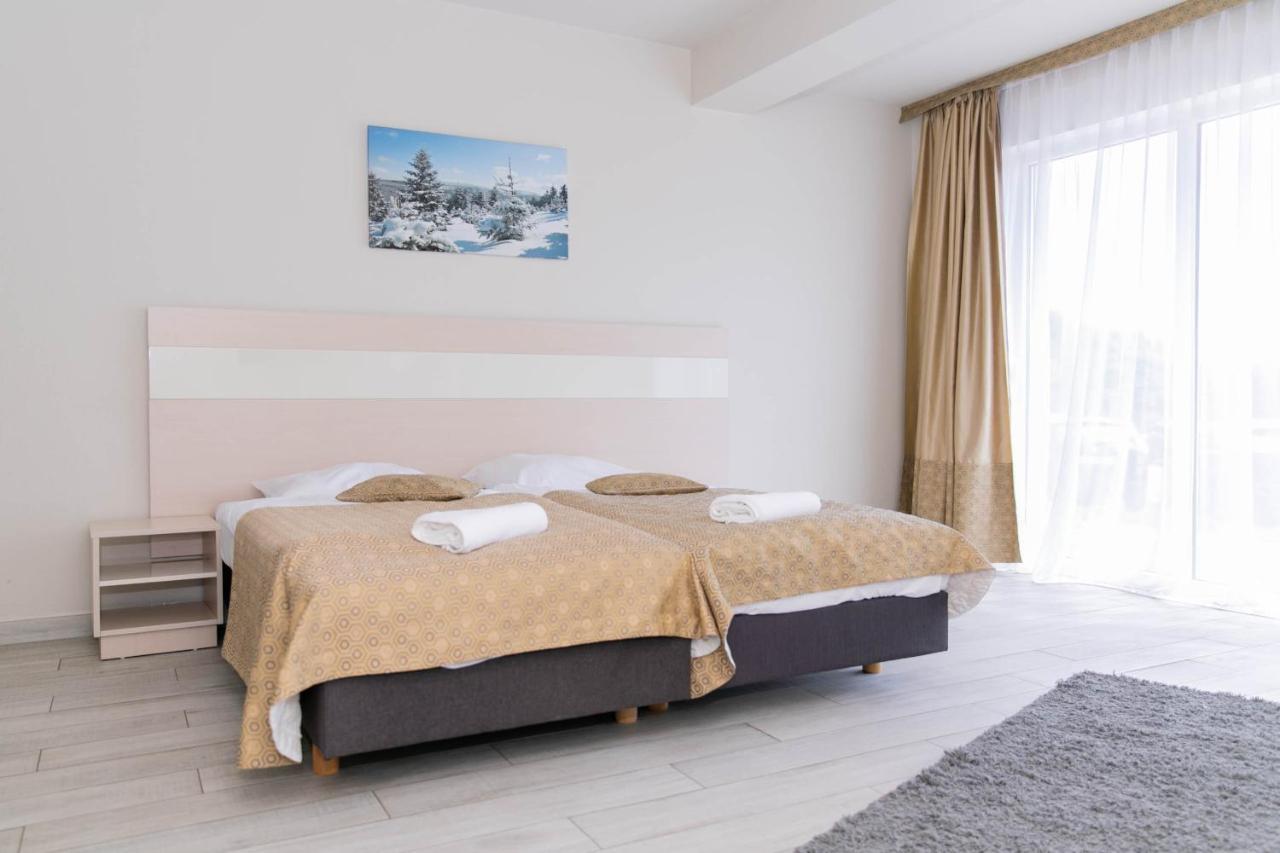 Ms-Apart Apartamenty Przy Stoku - Czarna Gora 西恩纳 外观 照片